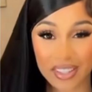 Meet your Posher, Mina